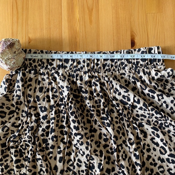 NWOT Torrid Cheetah Skirt - Picture 7 of 8
